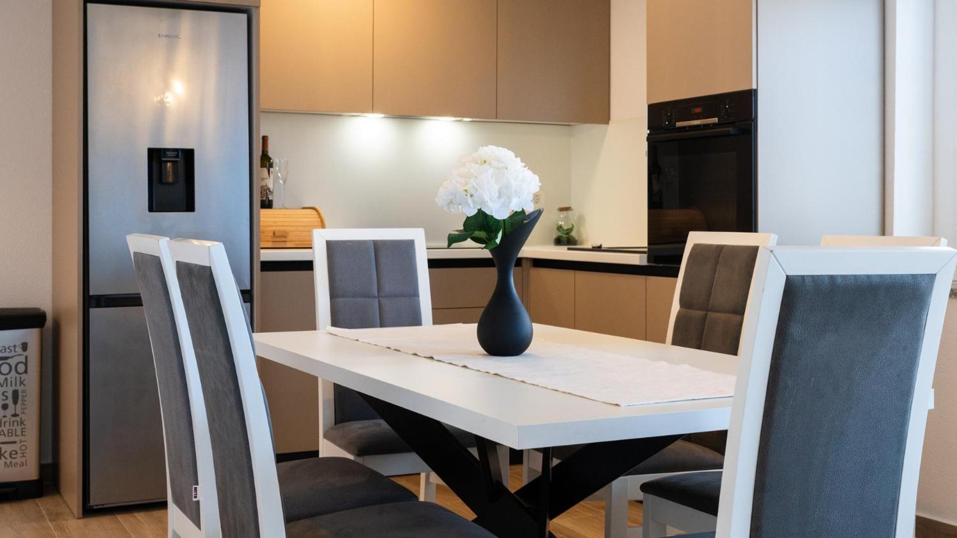 Apartments Summer Τρογκίρ Εξωτερικό φωτογραφία