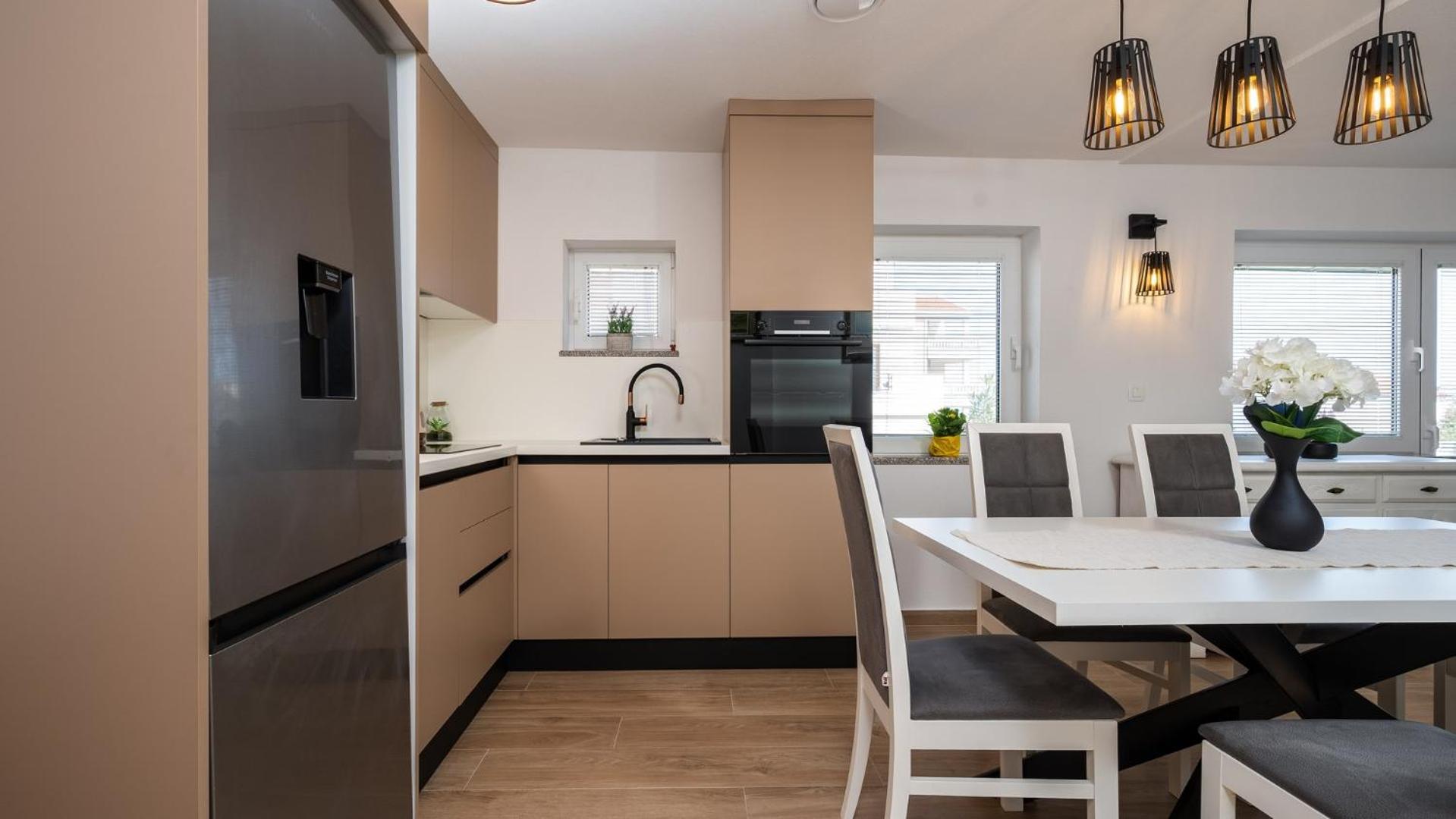 Apartments Summer Τρογκίρ Εξωτερικό φωτογραφία