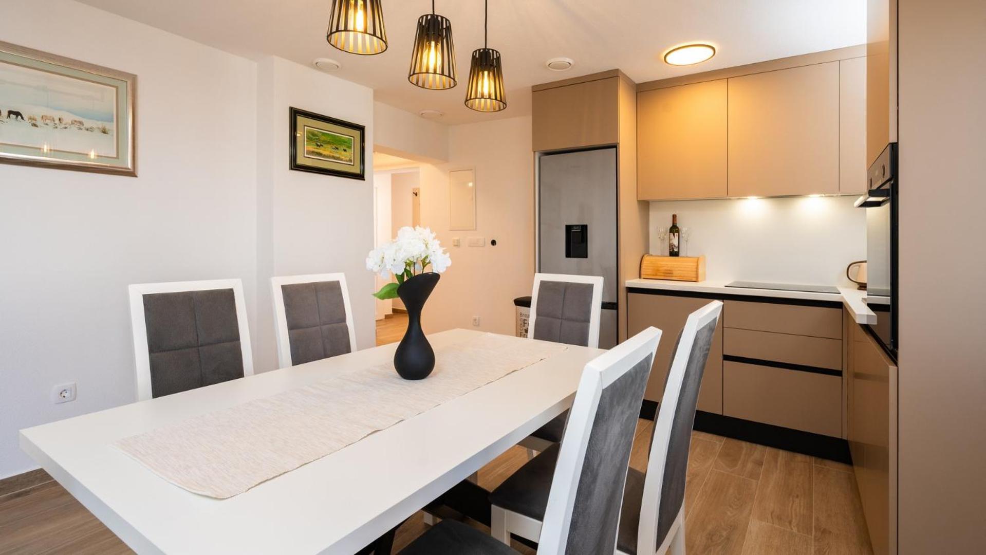 Apartments Summer Τρογκίρ Εξωτερικό φωτογραφία