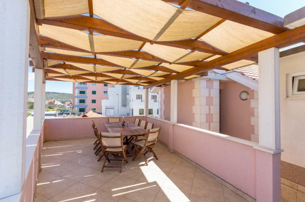 Apartments Summer Τρογκίρ Εξωτερικό φωτογραφία